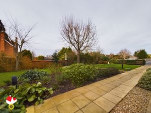 Photo 7- click for photo gallery